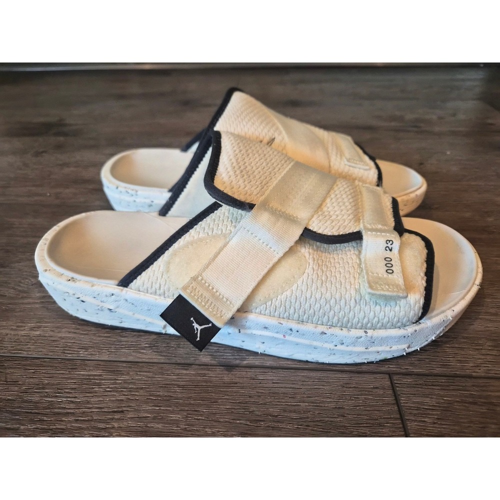 Nike Air Jordan Crater Slide Coconut Milk Colorway Mens Size 11 Sandals